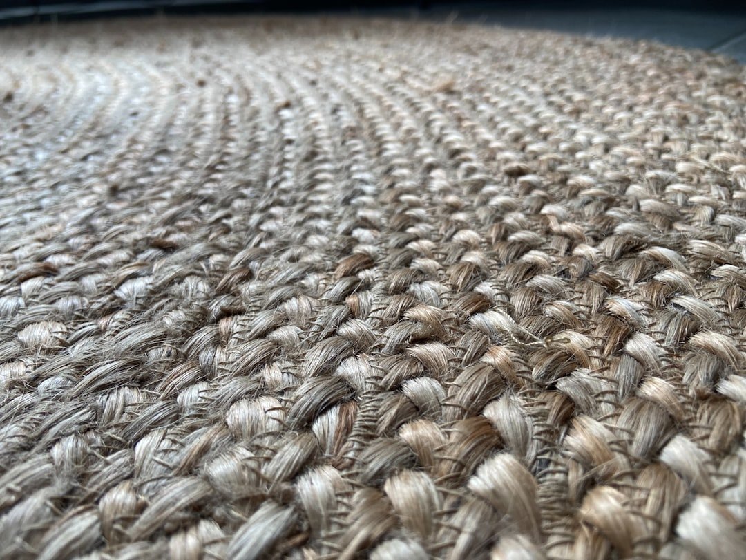 sisal scratching post texture